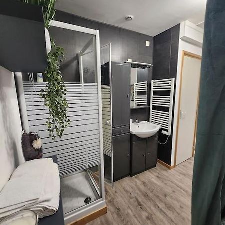 La Petite Loge De L'Ile Apartment Nantes Luaran gambar
