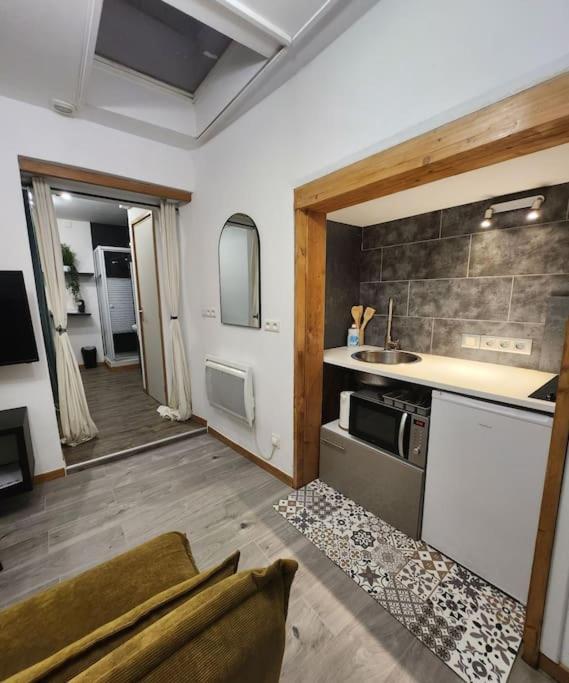 La Petite Loge De L'Ile Apartment Nantes Luaran gambar