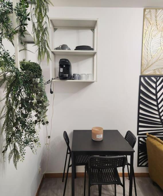 La Petite Loge De L'Ile Apartment Nantes Luaran gambar